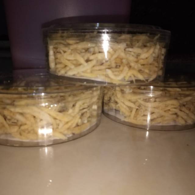

Ikan teri krispi