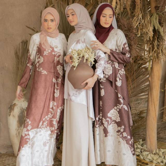 Maumere Dress by Wearing Klamby