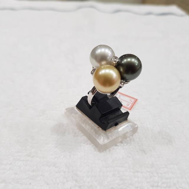 Cin-cin emas mutiara air laut asli