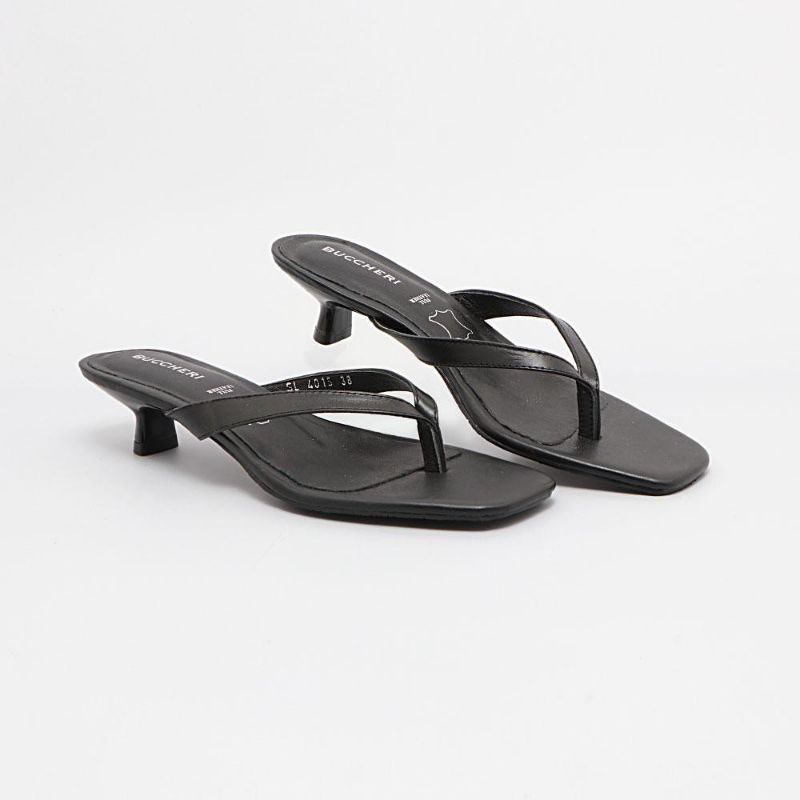 Sandal buccheri Wanita