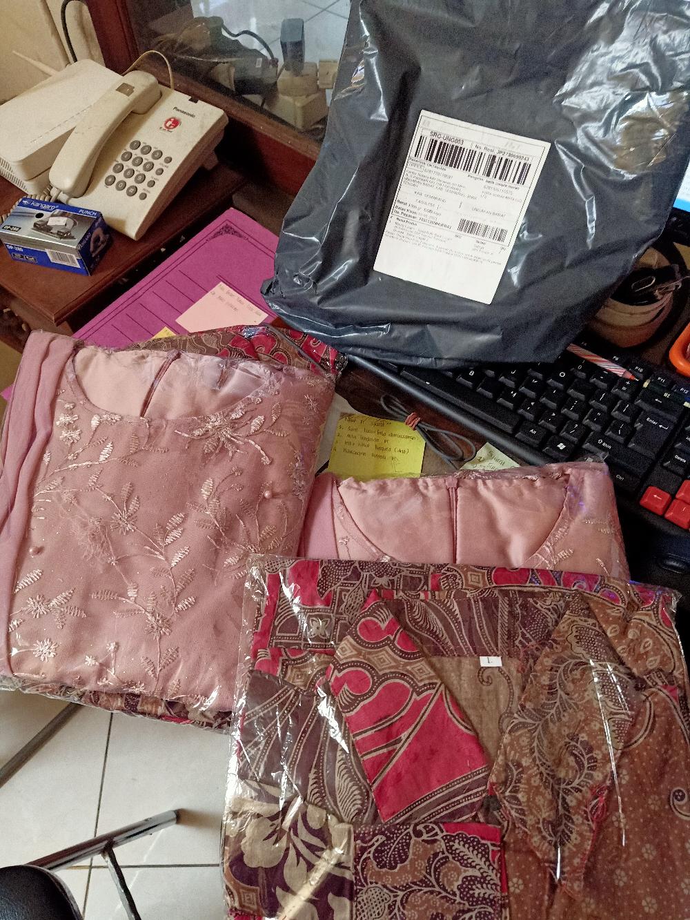 Maura Couple - Sania Ruffle Batik Couple Ori Ndoro Jowi Dnt Garansi Termurah Shopee - Couple Aulia
