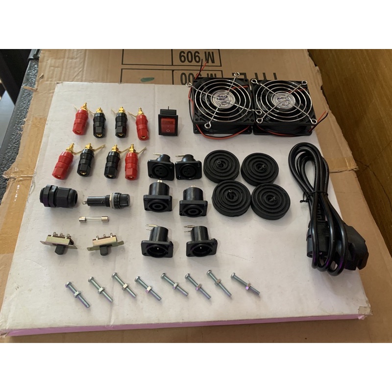 

FULL Aksesoris box N-7001