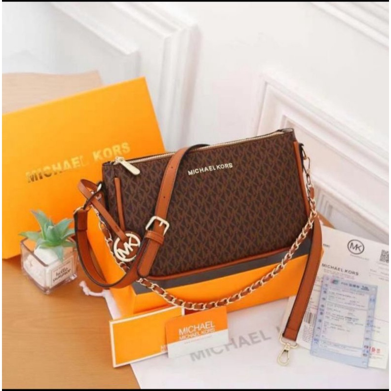 MK SLINGBAG 5132-11 WITH BOX