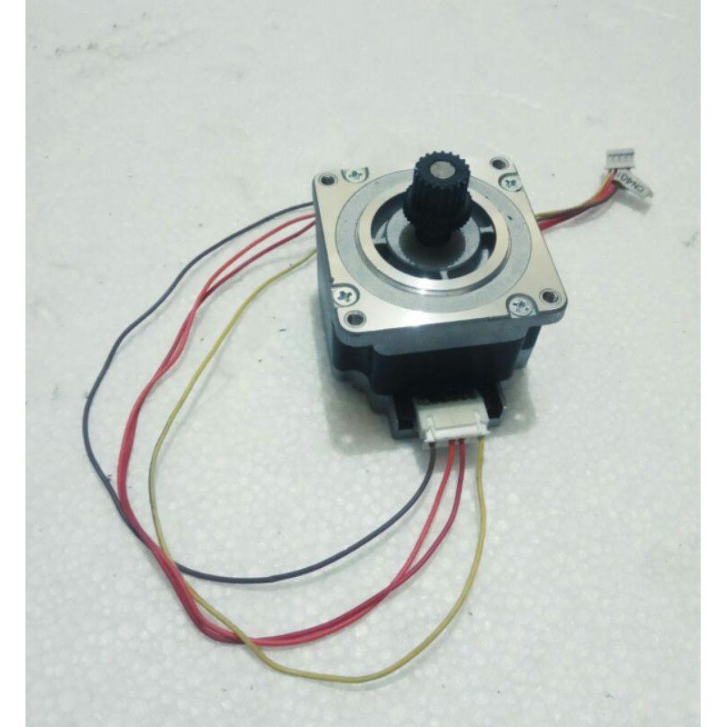 STEPPER MOTOR SHINANO KENSHI  STA -56D1013 4WIRE KEBEL