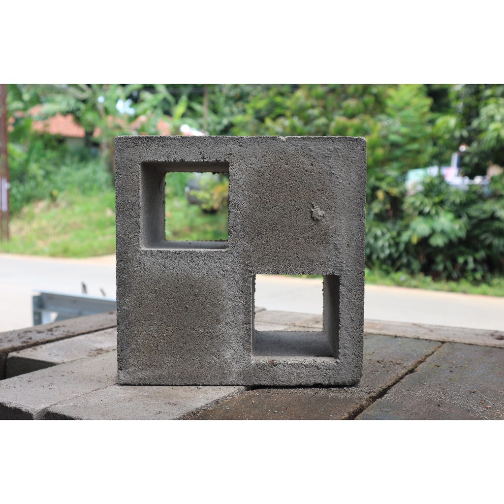 Roster Mata Dadu / roster beton / lubang angin mata dadu