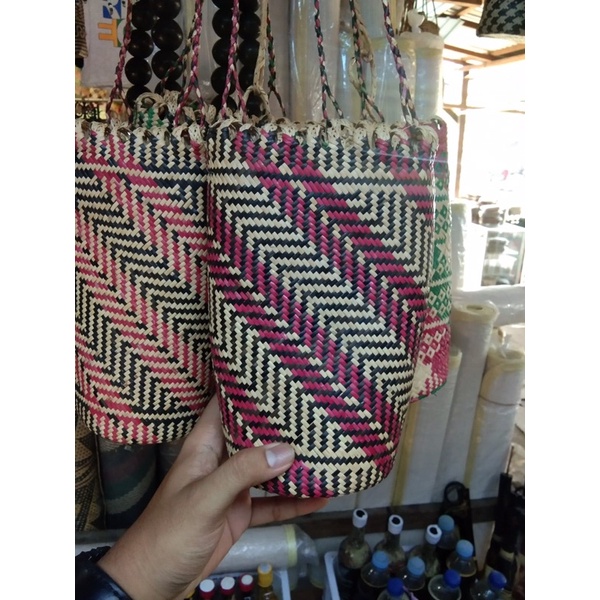 TAS ROTAN ANJAT SELEMPANG WARNA