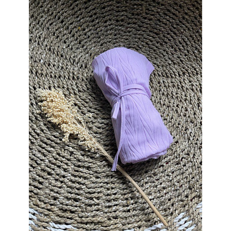𝐃𝐎𝐎𝐍𝐊𝐀 Emira - HIJAB INSTANT TALI BERGO MARYAM PLISKET Padi Zig Zag Matt. Diamondcrepe-Lilac