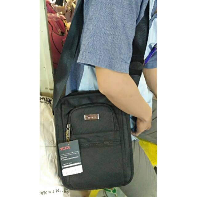 Tas Selempang Pria TUMi 2351
