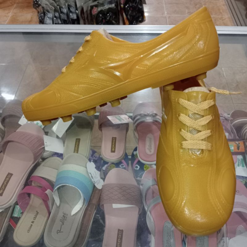 SEPATU KARET TOYOBO BALL | SEPATU BOOT PENDEK | SEPATU POLL BOLA