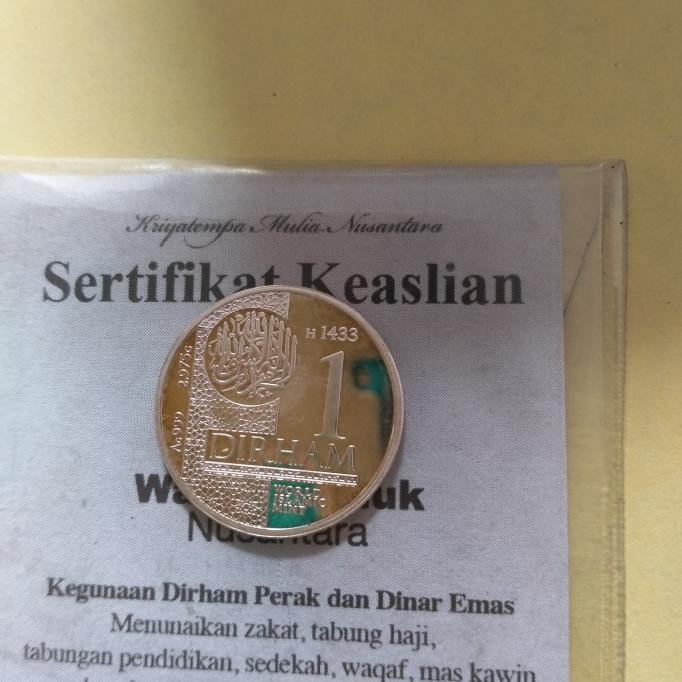 

AKSESORIS PERNIKAHAN DIRHAM WAKALA (SULTAN SEPUH XIV) CIREBON 2,975 GRAM(FREE KAPSUL) PERLENGKAPAN PESTA CRAFT
