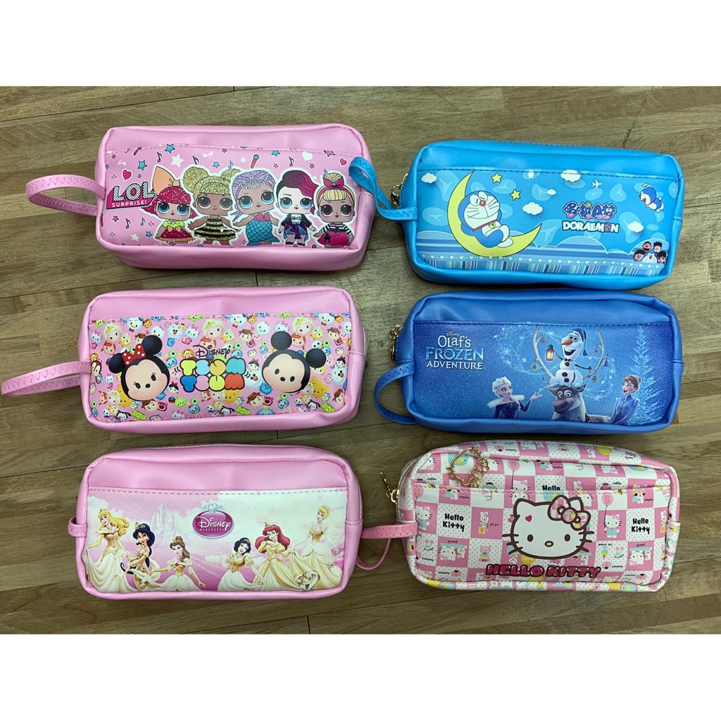 

Tepak / Tempat Pensil Sleting Karakter 72303 - 21,5 x 10,5 cm