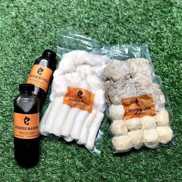 

Best Deal - Pempek Ikan Tenggiri Isi 40Pcs + 2 Botol Cuko