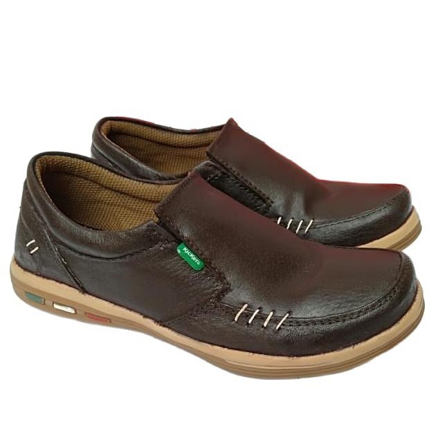 Sepatu kulit pria casual merek kickers handmade slip on asli original kasual hiking tanpa tali murah