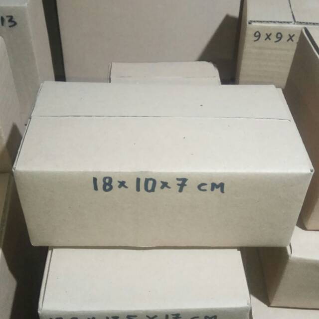 

Kardus Packing Online 18x10x7 cm