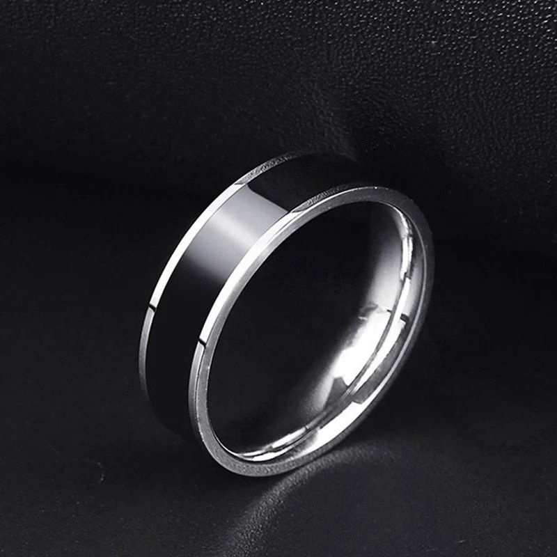 Cincin hitam silver &amp; gold anti karat bahanTitanium Stainless Steel