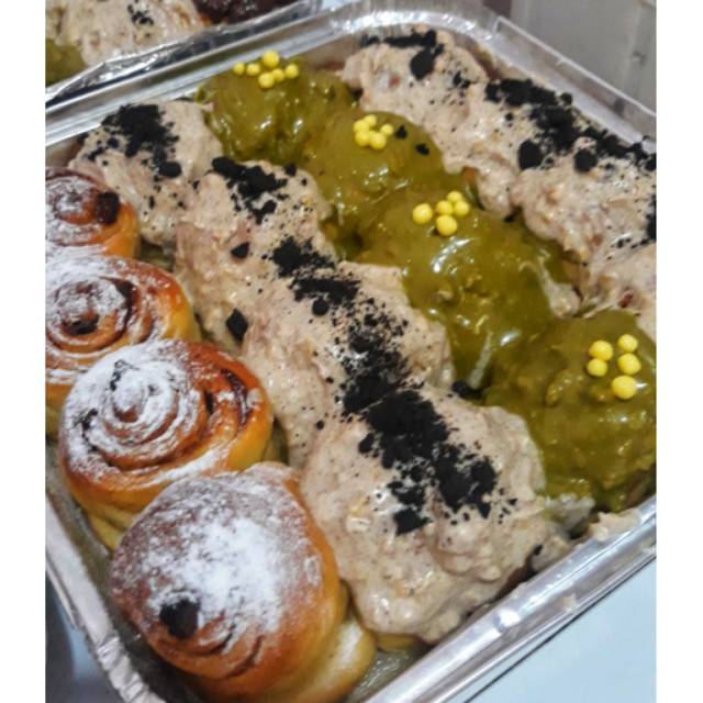 

cinnamon roll aneka topping 16 slides
