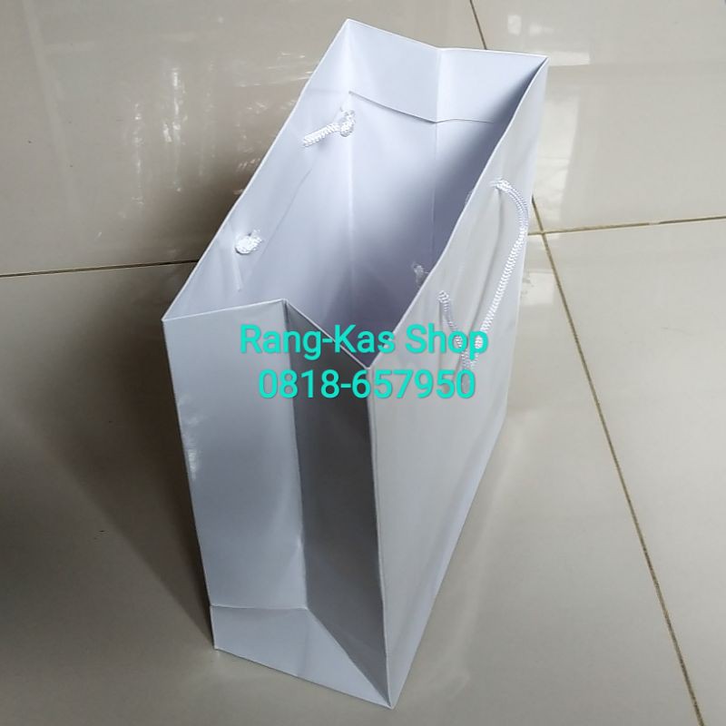 

Paperbag Putih polos Mini artkarton isi 12pcs