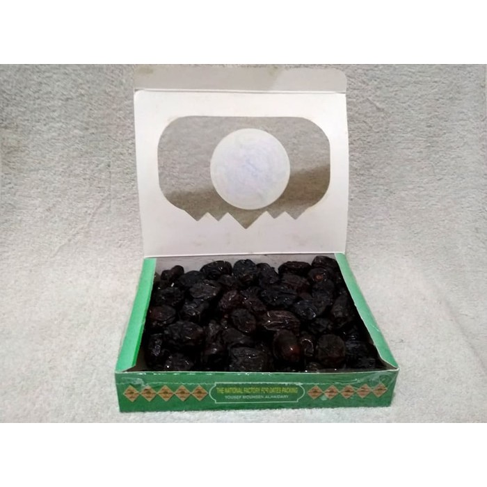 

Kurma Ajwa Kemasan Asli Madinah