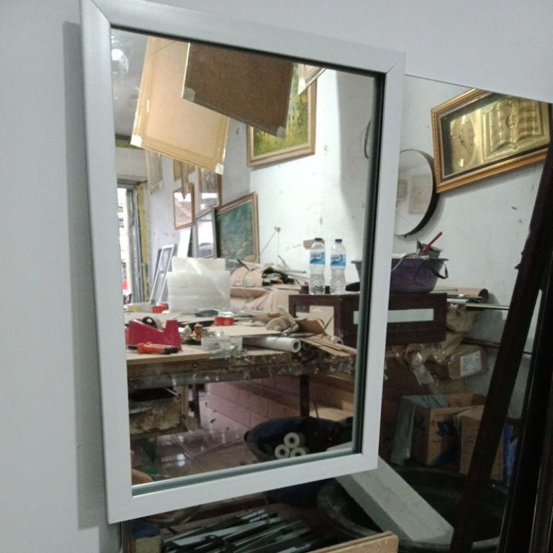 cermin dinding ukuran luar 34x44cm 24x34/cermin minimalis/cermin murah/cermin-Putih