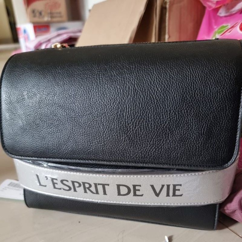 les catino jestina flap crossbody