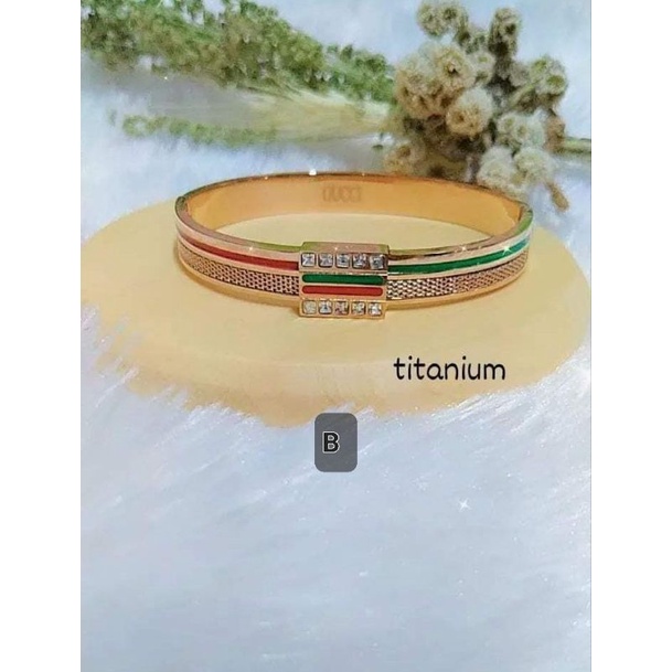 Gelang Titanium Wanita Anti Karat Asli Tidak Luntur