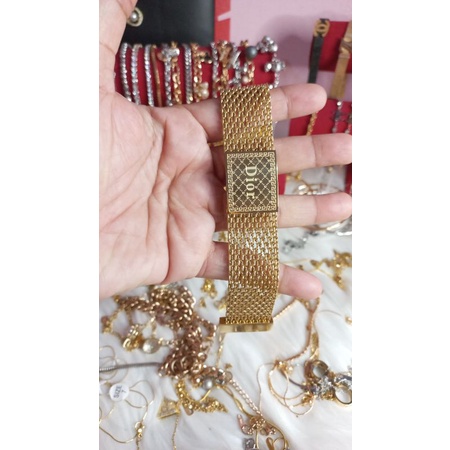 Gelang Rantai Dr Kaitannya Magnet Gold