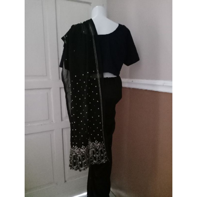 Baju india paket hemat saree hitam mewah plus anarkali putih