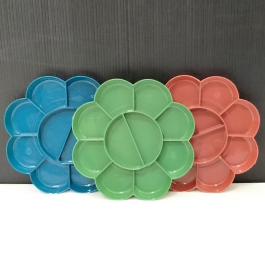 

Tempat Cat Air - Piring Cat Air Plastik Bunga