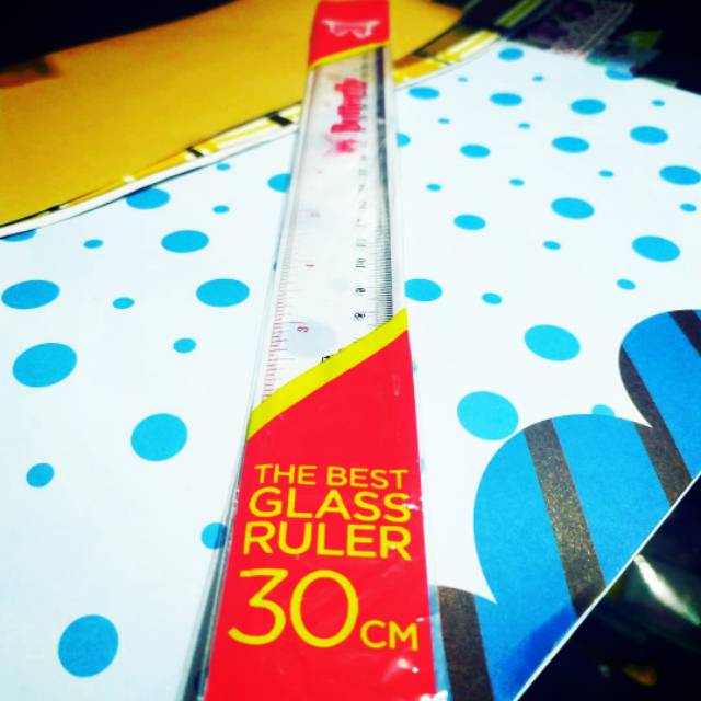 

Penggaris 30cm BUTTERFLY