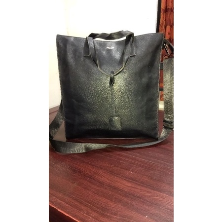 Tas Dokumen Brand Hazzys kulit safiano hitam