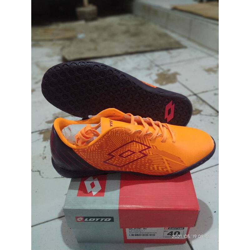 Sepatu Futsal LOTTO Blade IN OBRAL