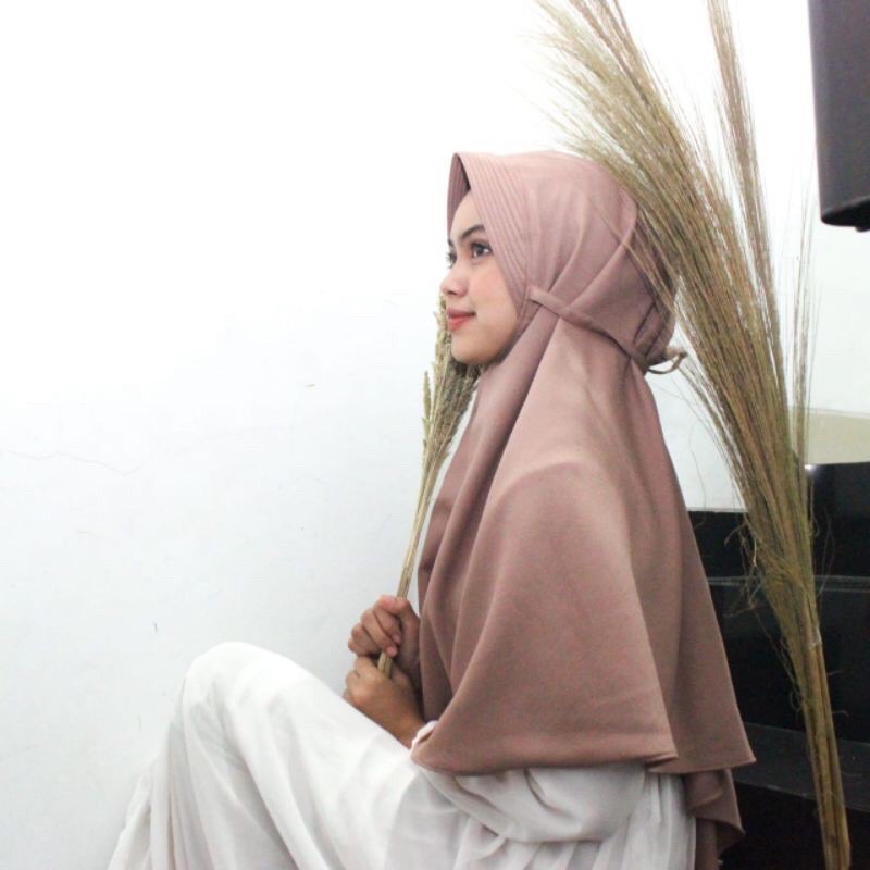 Bergo Pet Moscrepe Premium / Jilbab Instan Pet Ukuran M