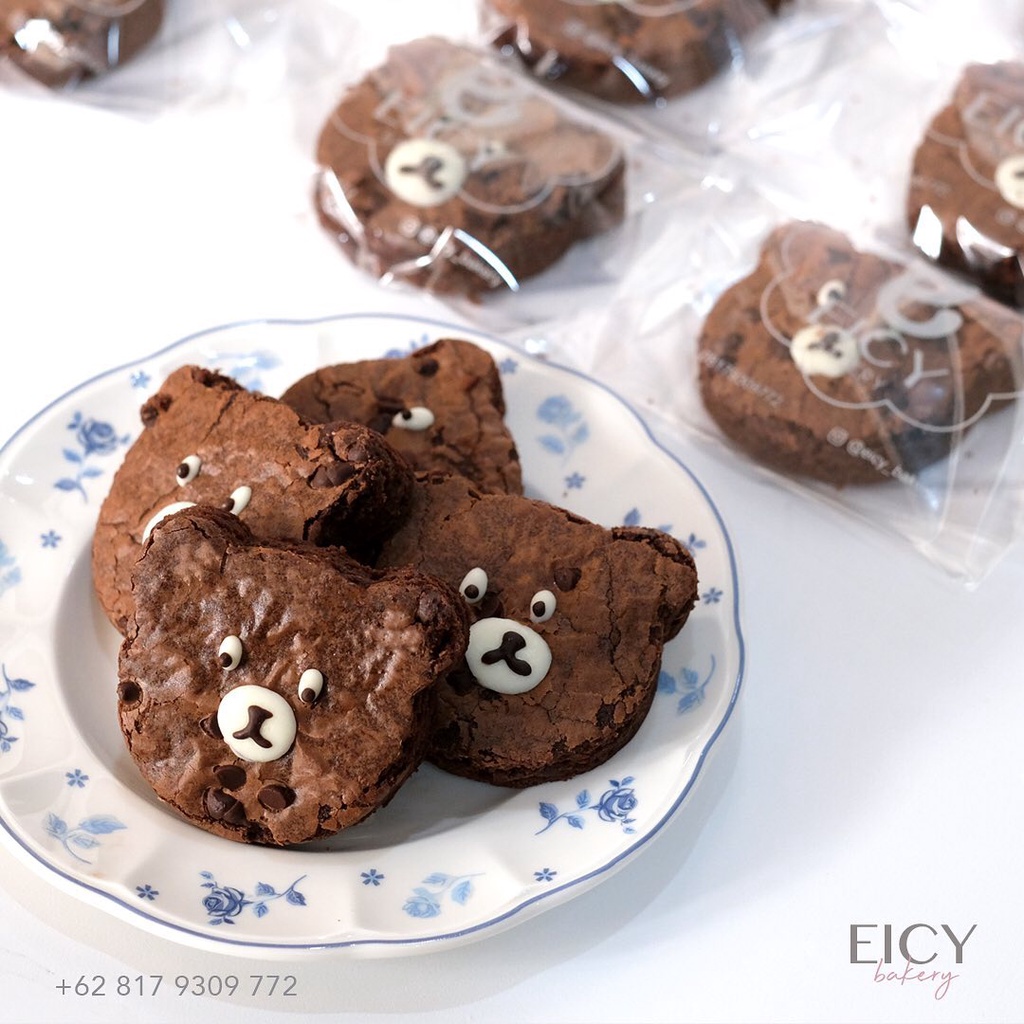 

BROWNIE BEAR