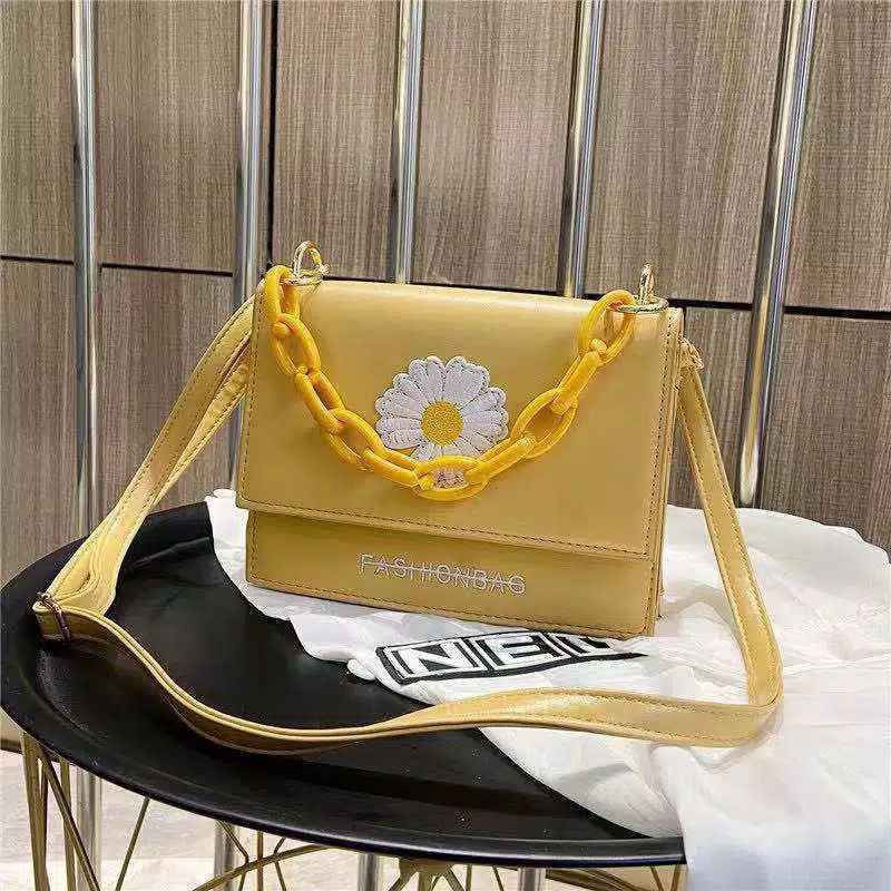 Tas Selempang Bunga Daisy