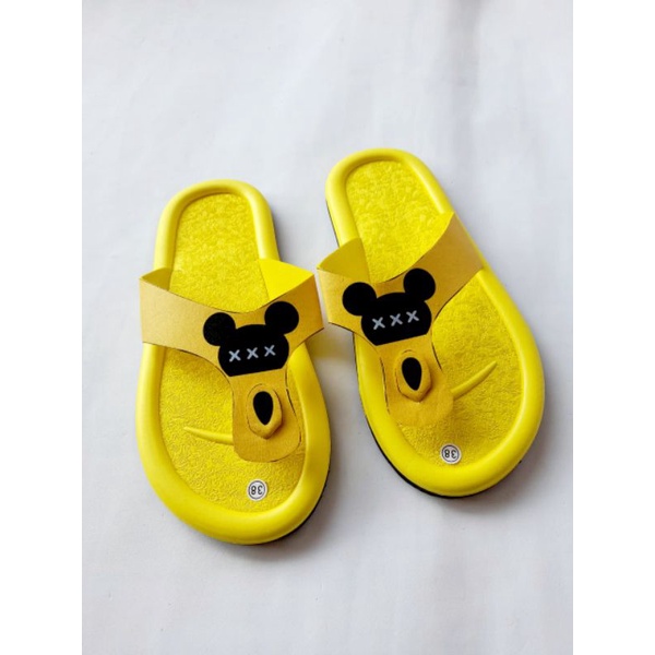 Sandal jepit Wanita Mike Mouse Terbaru Arkn023