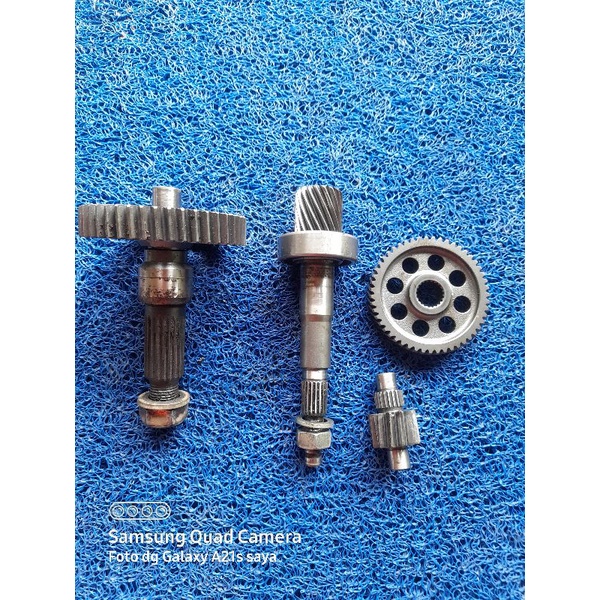 Rasio Gardan Gigi Rasio Gardan Beat Fi Scoopy Fi Spacy Fi Vario 110 Fi Non Esp Tahun 2013-2014