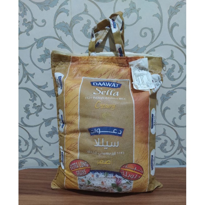 

Beras Basmati Rice Daawat Sella 1211 Creamy 5 Kg