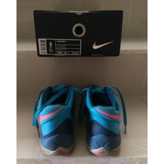 Sepatu Basket Nike Lebron James size 41