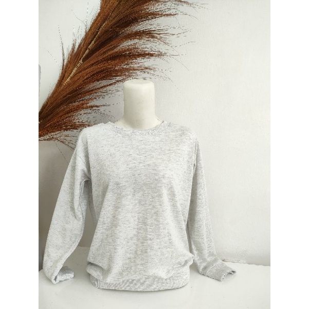 sweater Hoodie wanita , Hoodie wanita preloved , atasan wanita preloved