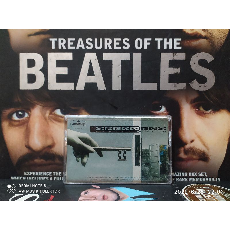 Kaset Pita : SCORPIONS - CRAZY WORLD.