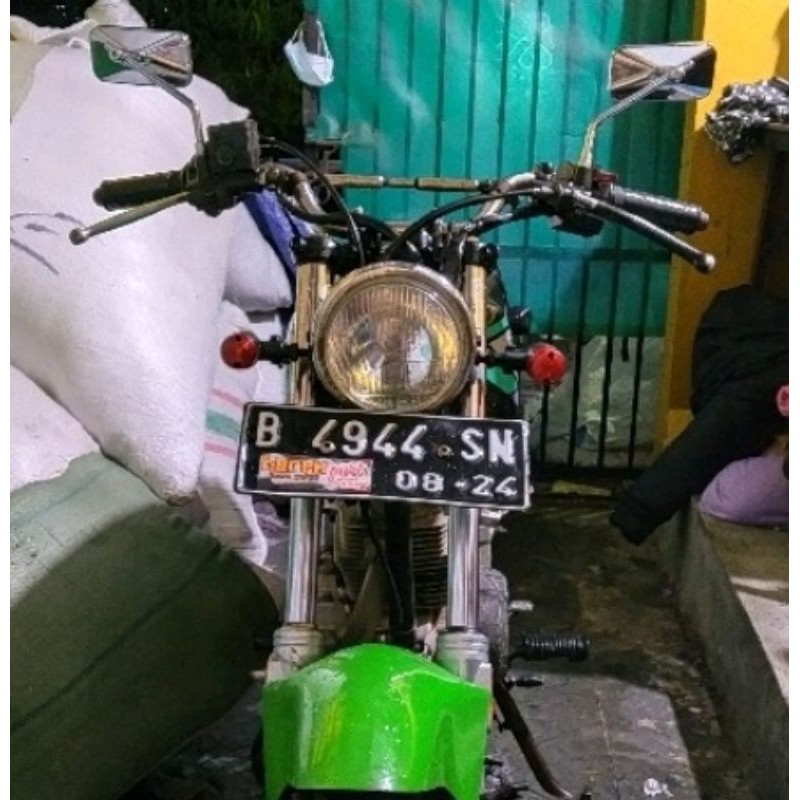 spion Retro kotak crome spion classic universal Honda GL CB Vario Beat Supra Revo dll