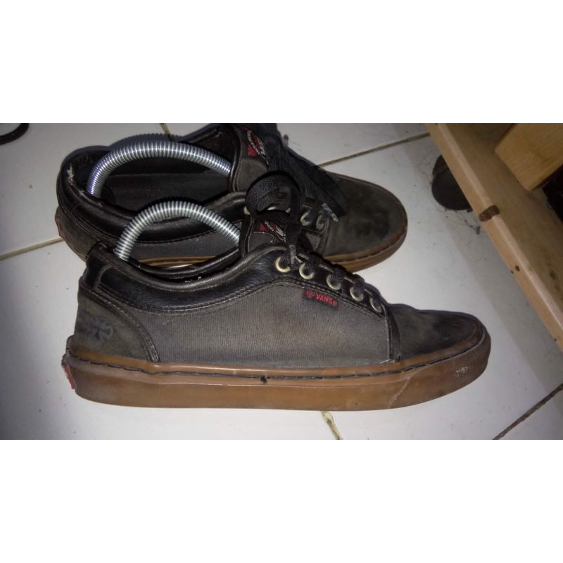 Vans independent second / preloved