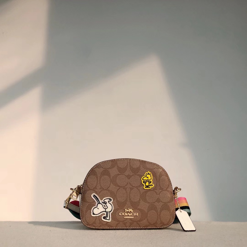 New COACH C4238 Women's Snoopy Pattern Rainbow Shoulder Strap Shoulder Bag Crossbody Bag