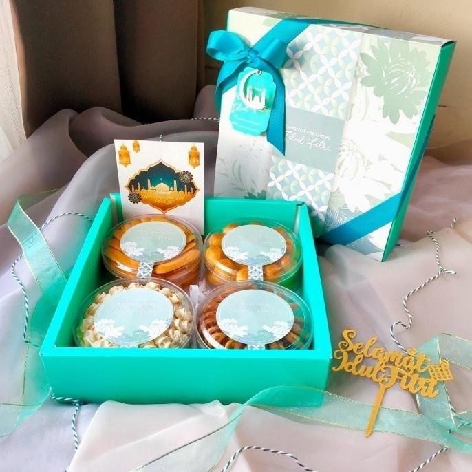 

Parsel Lebaran Premium Isi 4 Toples | Hampers Kue Idul Fitri Ramadan