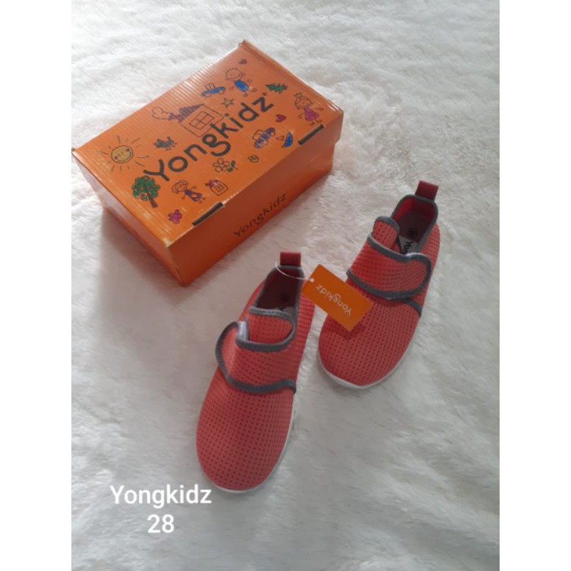 sepatu anak yongkidz