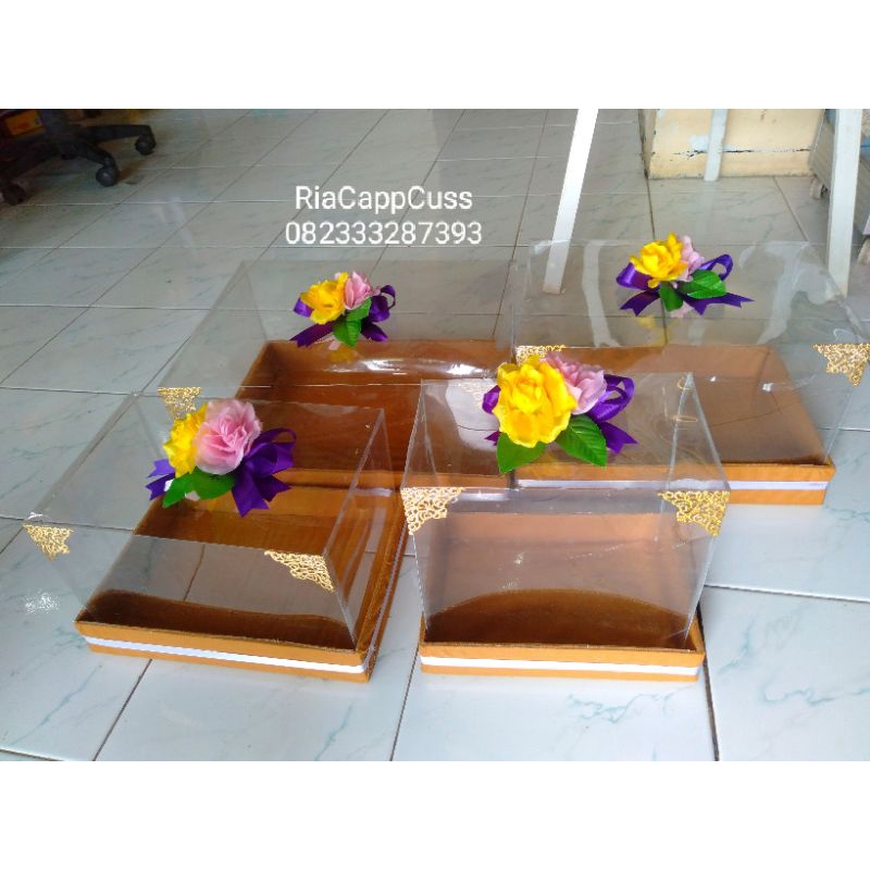 

BOX HANTARAN MIKA ISI 4