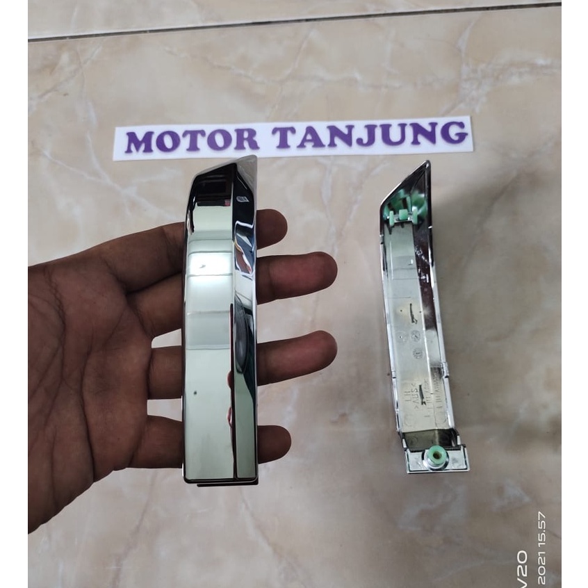 list lampu stop belakang toyota avanza xenia veloz 2019-sekarang chrom