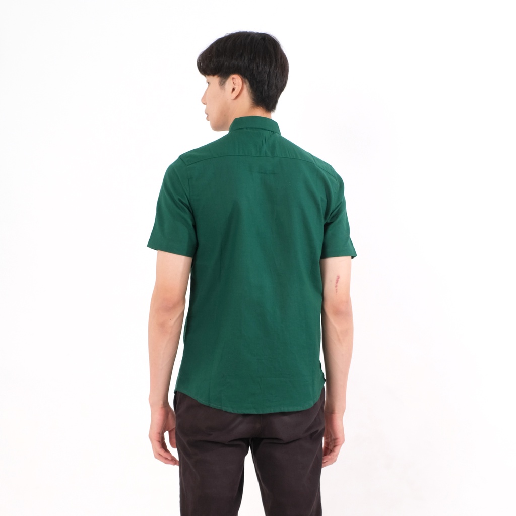 SANVANINA Kemeja Pria Lengan Pendek SlimFit Hijau Tua | Short Basic Rami Dark Green E-1507D