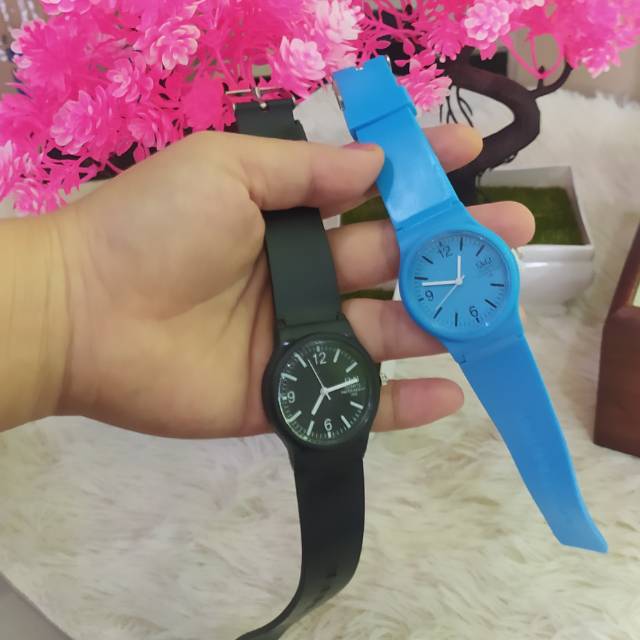 Jam Tangan QQ