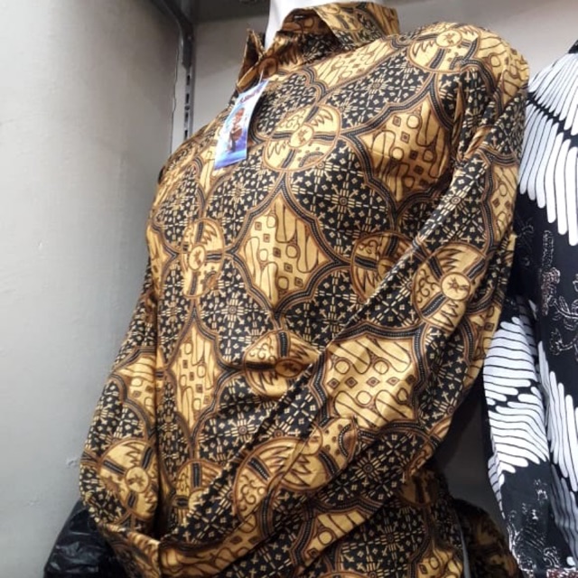 Batik Solo lengan panjang